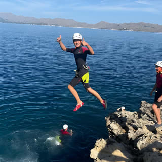 Coasteering and Cliff Jumping in North Mallorca 8