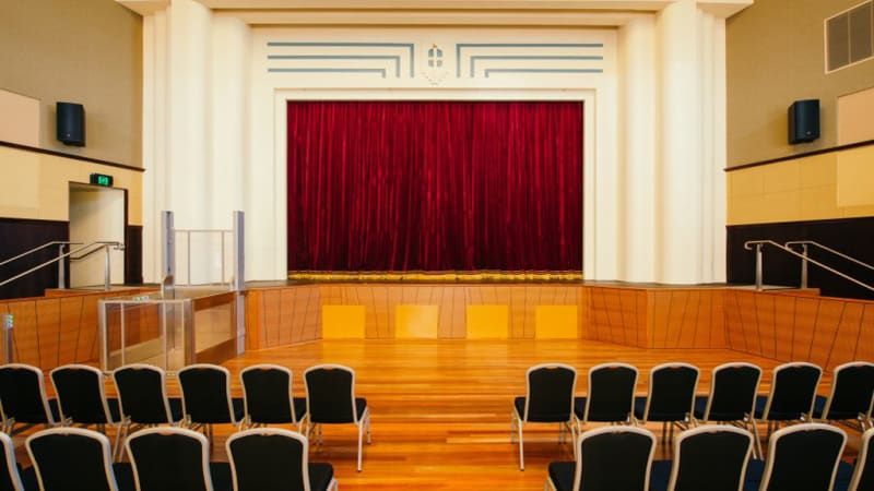 Sala Paral·lel 62