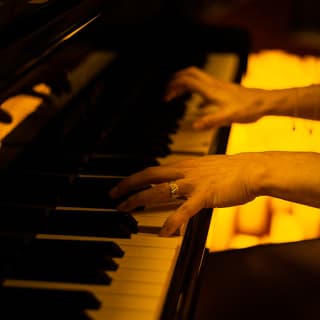 Candlelight: Tributo a Phil Collins 4