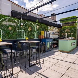 Ella Sky Bar: Aperitivo y Bebida con vistas a Gran Vía 4
