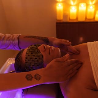 Ritual masaje Head Spa en Barcelona: relajación profunda (1.5h) 1