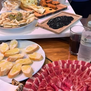 Palma Old Town & Market Walking Tour with Wine, Ham & Cheese 11