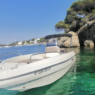 2 Hours Boat Rental in Santa Ponsa without License 5