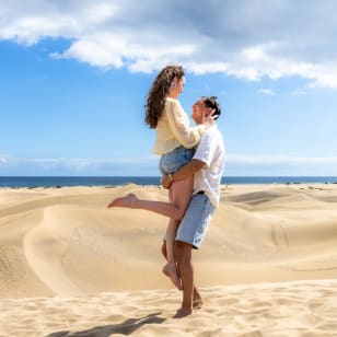 Photoshooting session in the magical Maspalomas Dunes