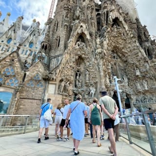 Sagrada Familia: Entrada de acceso rápido + Tour guiado privado 14