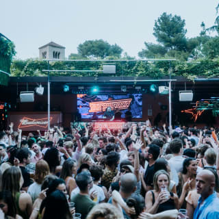 THROWBACK FESTIVAL - Back to 80s, 90s & 00s at Parc del Forum 3