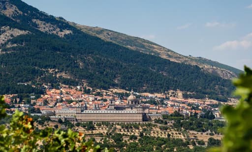 Real Monasterio de San Lorenzo de El Escorial Real Monasterio de San Lorenzo de El Escorial 2