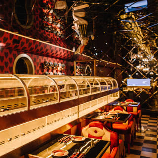 Buffet de sushi en The Kaiten Lab Wonderland 1