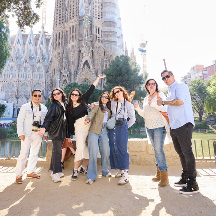Visita guiada a la Sagrada Familia sin colas (Tour en Inglés)