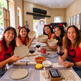Crea tu propia pieza: experiencia de cerámica creativa 1
