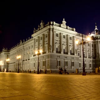 Madrid Encantado: ruta guiada nocturna por la ciudad 3