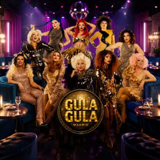 Cena buffet con barra libre de bebidas y espectáculo Drag 1