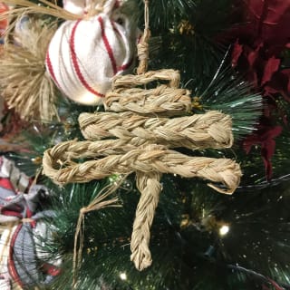 Taller adornos de Navidad de Esparto 3