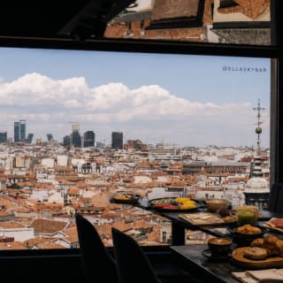 Desayuno Buffet en Ella Sky Bar 2